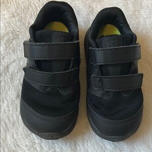 Nike Black Sneakers Sleek and Comfortable